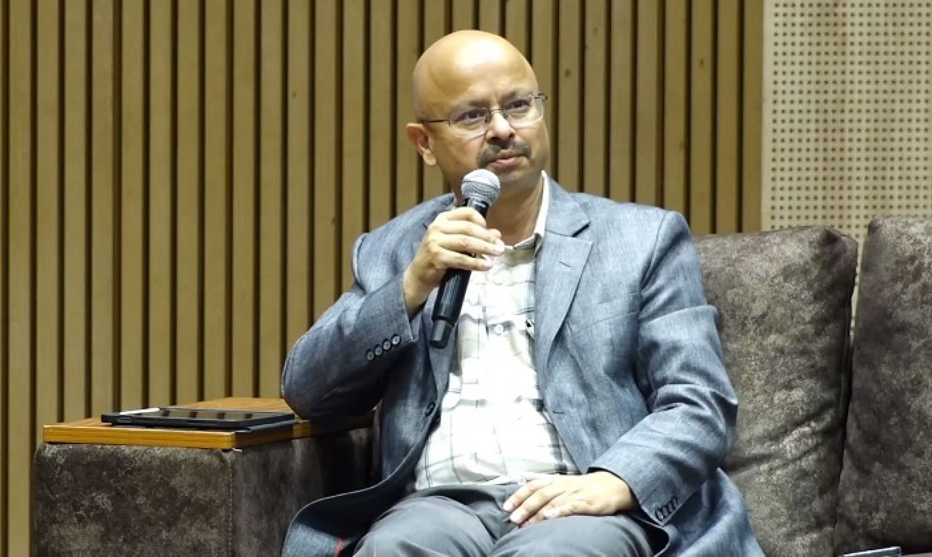 ‘१२ अर्ब एफडीआई भित्रिँदा चार अर्ब लाभांश बाहिरियो, सर्वाधिक लगानी तीन क्षेत्रमा छ’  